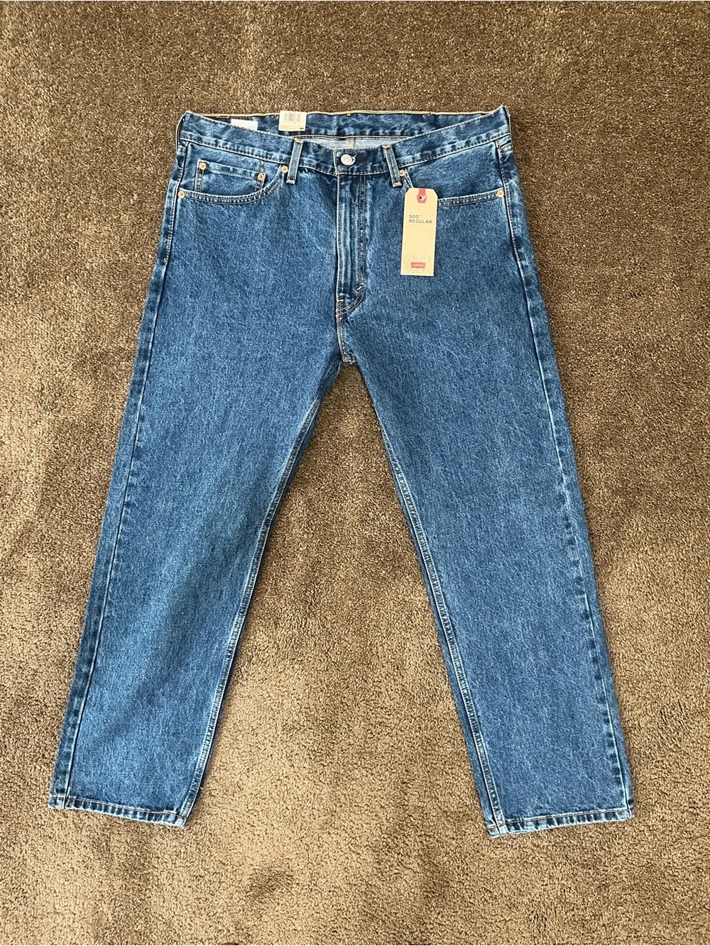 Levi’s 505 Regular Men’s Jeans 38x30 Straight Leg Medium Wash NWT